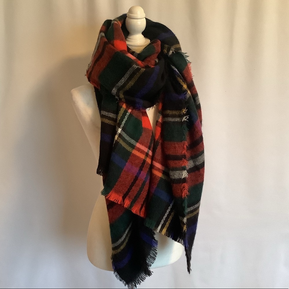 Black Plaid Blanket Fringe Scarf